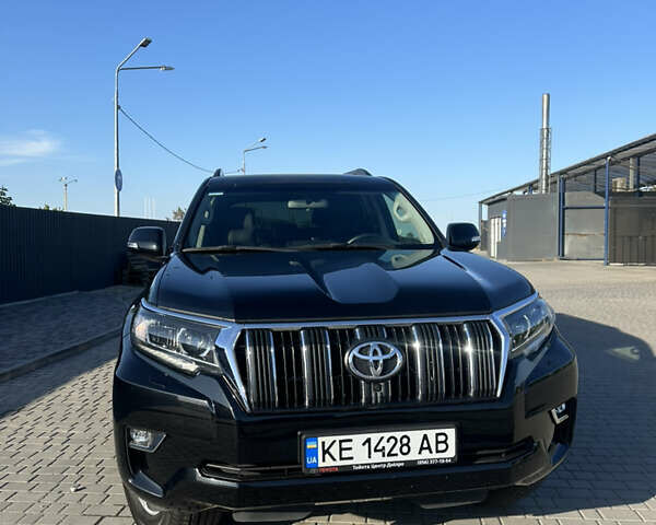 Черный Тойота Ленд Крузер Прадо, объемом двигателя 2.7 л и пробегом 106 тыс. км за 34900 $, фото 1 на Automoto.ua