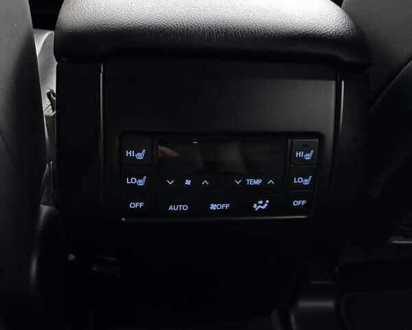 Черный Тойота Ленд Крузер Прадо, объемом двигателя 2.76 л и пробегом 183 тыс. км за 37500 $, фото 14 на Automoto.ua