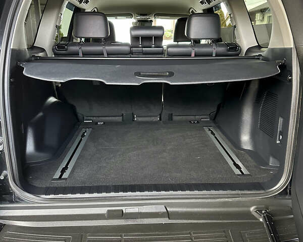 Черный Тойота Ленд Крузер Прадо, объемом двигателя 2.76 л и пробегом 127 тыс. км за 39000 $, фото 60 на Automoto.ua