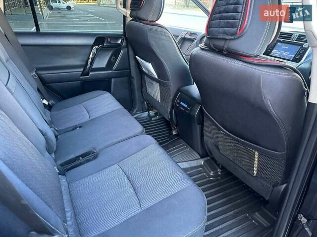 Черный Тойота Ленд Крузер Прадо, объемом двигателя 2.69 л и пробегом 94 тыс. км за 31000 $, фото 17 на Automoto.ua