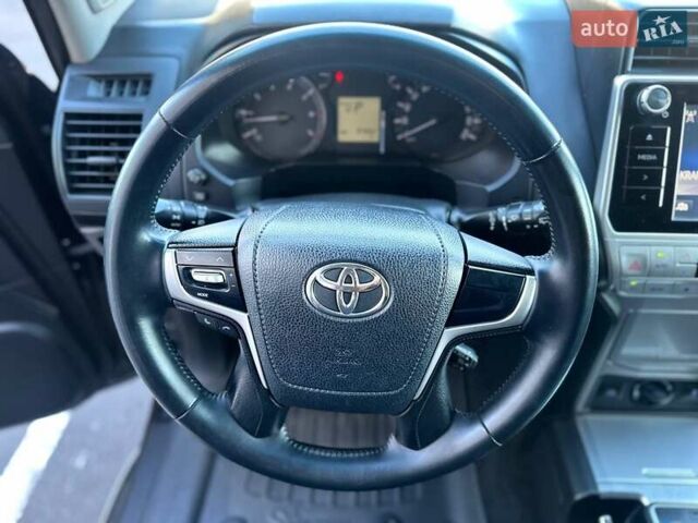 Черный Тойота Ленд Крузер Прадо, объемом двигателя 2.69 л и пробегом 94 тыс. км за 31000 $, фото 12 на Automoto.ua