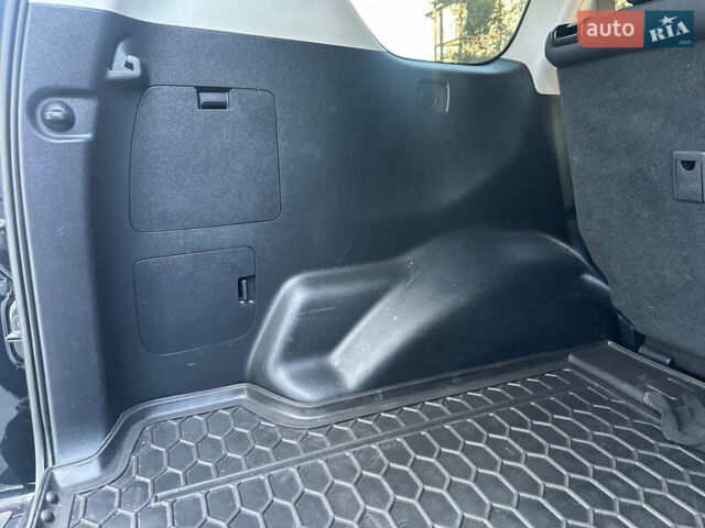 Черный Тойота Ленд Крузер Прадо, объемом двигателя 2.69 л и пробегом 94 тыс. км за 31000 $, фото 20 на Automoto.ua