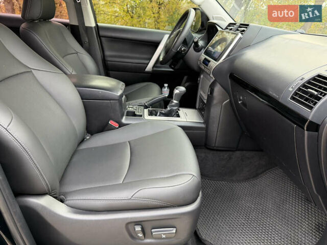 Чорний Тойота Ленд Крузер Прадо, об'ємом двигуна 2.76 л та пробігом 190 тис. км за 34900 $, фото 10 на Automoto.ua