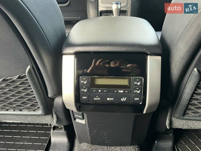 Черный Тойота Ленд Крузер Прадо, объемом двигателя 2.76 л и пробегом 127 тыс. км за 41500 $, фото 24 на Automoto.ua