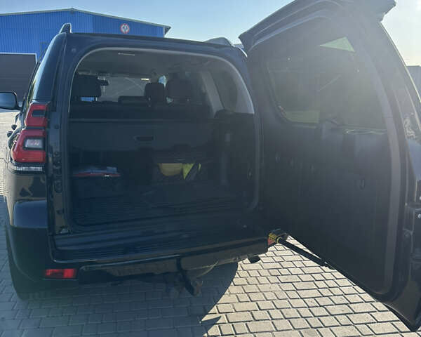 Черный Тойота Ленд Крузер Прадо, объемом двигателя 2.7 л и пробегом 106 тыс. км за 34900 $, фото 12 на Automoto.ua