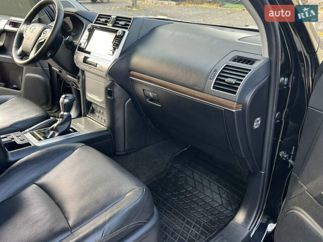 Черный Тойота Ленд Крузер Прадо, объемом двигателя 2.76 л и пробегом 127 тыс. км за 41500 $, фото 29 на Automoto.ua