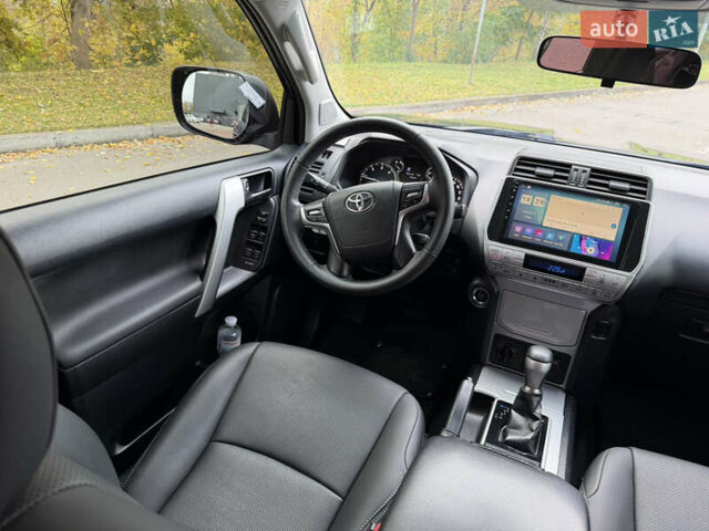 Чорний Тойота Ленд Крузер Прадо, об'ємом двигуна 2.76 л та пробігом 190 тис. км за 34900 $, фото 14 на Automoto.ua