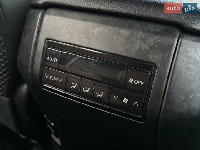 Черный Тойота Ленд Крузер Прадо, объемом двигателя 2.75 л и пробегом 139 тыс. км за 38400 $, фото 16 на Automoto.ua