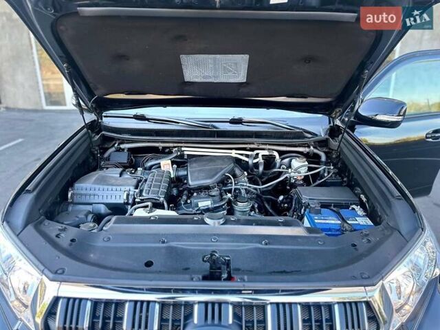 Черный Тойота Ленд Крузер Прадо, объемом двигателя 2.69 л и пробегом 94 тыс. км за 31000 $, фото 6 на Automoto.ua