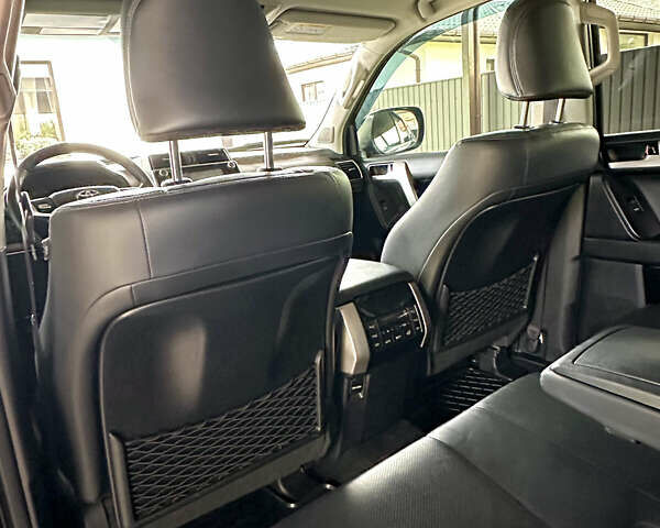 Черный Тойота Ленд Крузер Прадо, объемом двигателя 2.76 л и пробегом 127 тыс. км за 39000 $, фото 36 на Automoto.ua