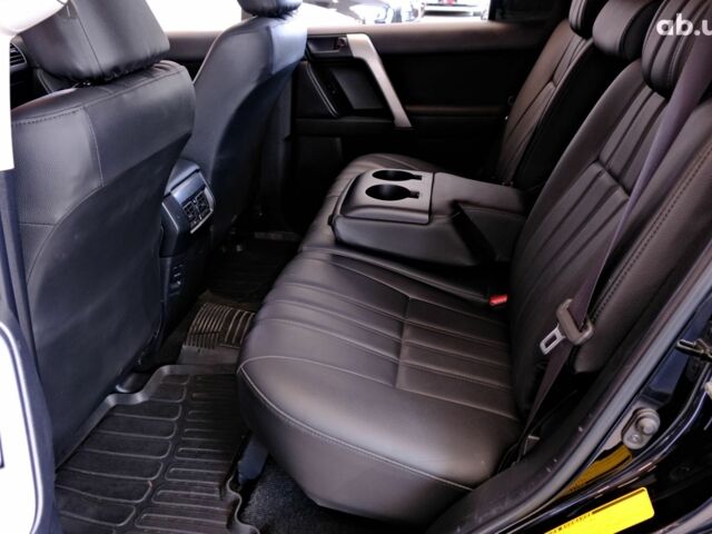 Чорний Тойота Ленд Крузер Прадо, об'ємом двигуна 2.8 л та пробігом 201 тис. км за 31900 $, фото 7 на Automoto.ua