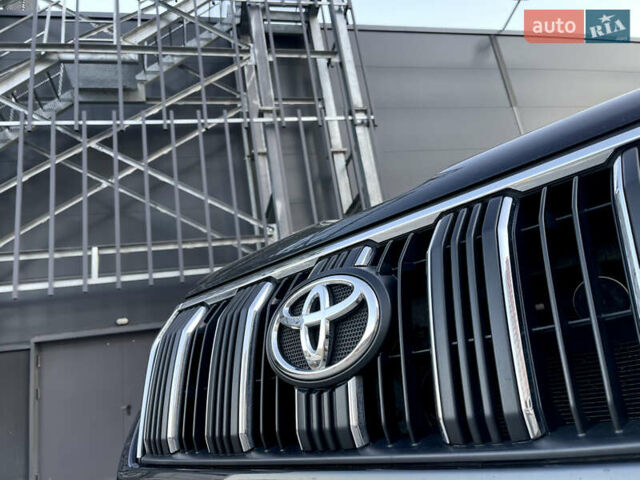 Черный Тойота Ленд Крузер Прадо, объемом двигателя 2.69 л и пробегом 215 тыс. км за 25500 $, фото 13 на Automoto.ua