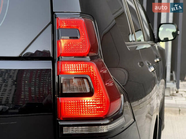 Черный Тойота Ленд Крузер Прадо, объемом двигателя 2.69 л и пробегом 215 тыс. км за 25500 $, фото 18 на Automoto.ua