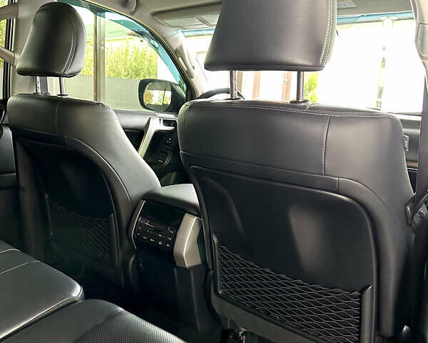 Черный Тойота Ленд Крузер Прадо, объемом двигателя 2.76 л и пробегом 127 тыс. км за 39000 $, фото 52 на Automoto.ua