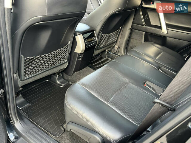 Черный Тойота Ленд Крузер Прадо, объемом двигателя 2.76 л и пробегом 127 тыс. км за 41500 $, фото 30 на Automoto.ua