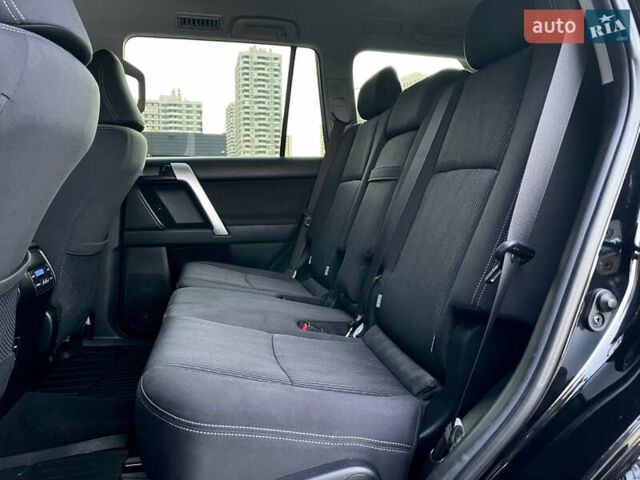 Черный Тойота Ленд Крузер Прадо, объемом двигателя 2.69 л и пробегом 215 тыс. км за 25500 $, фото 29 на Automoto.ua