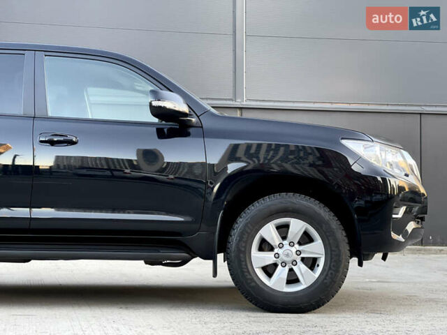 Черный Тойота Ленд Крузер Прадо, объемом двигателя 2.69 л и пробегом 215 тыс. км за 25500 $, фото 6 на Automoto.ua