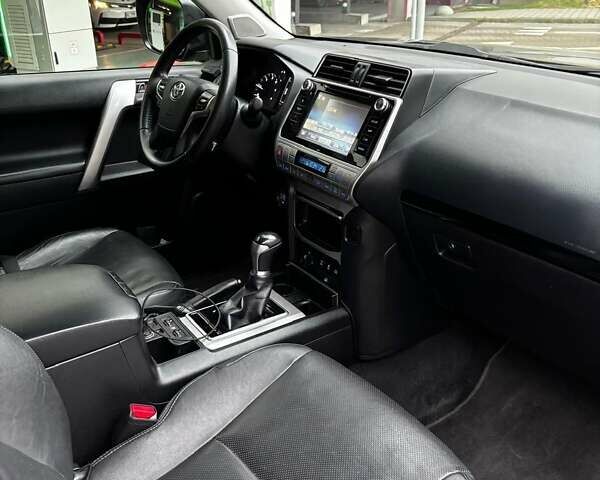 Черный Тойота Ленд Крузер Прадо, объемом двигателя 2.76 л и пробегом 183 тыс. км за 37500 $, фото 17 на Automoto.ua