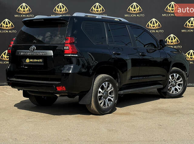 Черный Тойота Ленд Крузер Прадо, объемом двигателя 2.75 л и пробегом 139 тыс. км за 38400 $, фото 3 на Automoto.ua