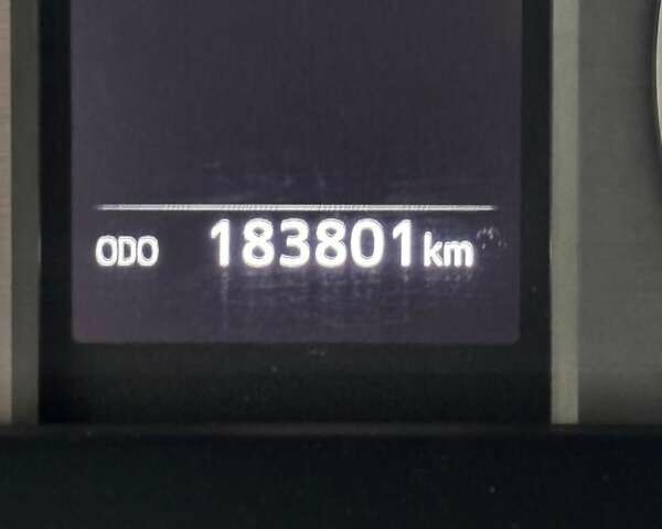 Черный Тойота Ленд Крузер Прадо, объемом двигателя 2.76 л и пробегом 183 тыс. км за 37500 $, фото 19 на Automoto.ua