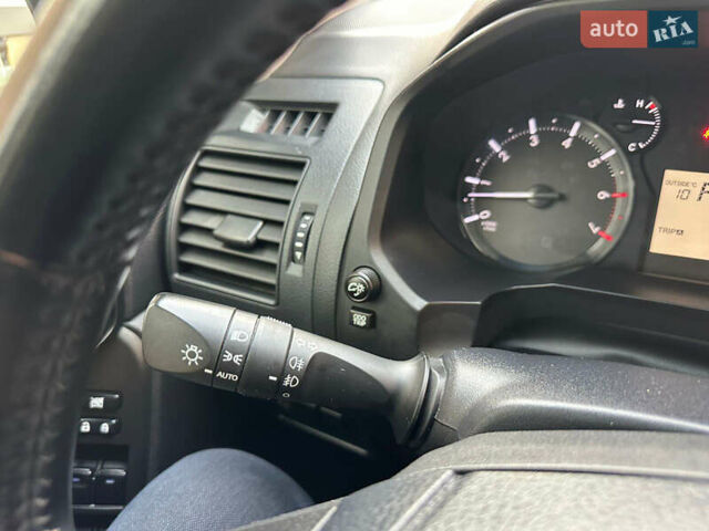 Тойота Ленд Крузер Прадо 2018 в Тячеве на Automoto.ua Черный Тойота Ленд Крузер Прадо, объемом двигателя 2.69 л и пробегом 102 тыс. км за 28999 $, фото 18 на Automoto.ua