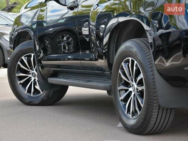 Черный Тойота Ленд Крузер Прадо, объемом двигателя 2.8 л и пробегом 190 тыс. км за 33900 $, фото 10 на Automoto.ua