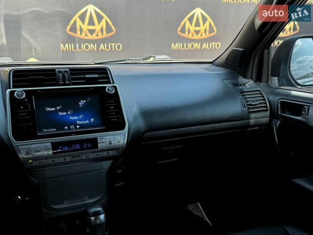 Черный Тойота Ленд Крузер Прадо, объемом двигателя 2.75 л и пробегом 139 тыс. км за 38400 $, фото 13 на Automoto.ua