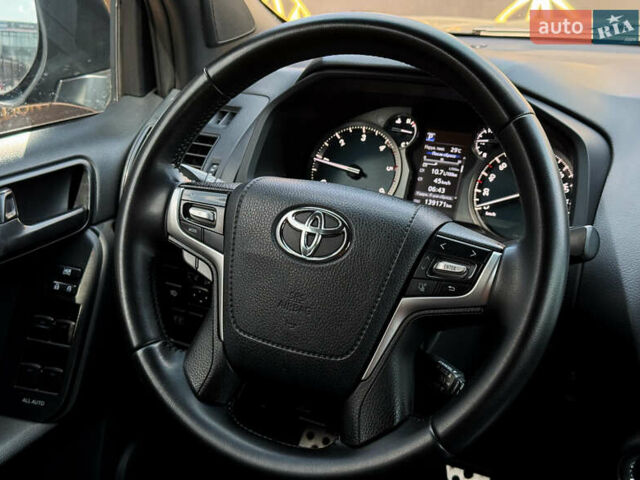 Черный Тойота Ленд Крузер Прадо, объемом двигателя 2.75 л и пробегом 139 тыс. км за 38400 $, фото 10 на Automoto.ua