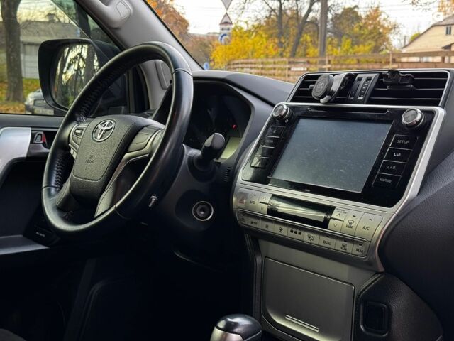 Черный Тойота Ленд Крузер Прадо, объемом двигателя 2.7 л и пробегом 60 тыс. км за 34690 $, фото 29 на Automoto.ua