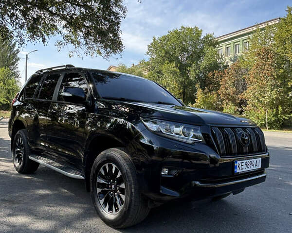 Чорний Тойота Ленд Крузер Прадо, об'ємом двигуна 2.75 л та пробігом 152 тис. км за 39000 $, фото 3 на Automoto.ua