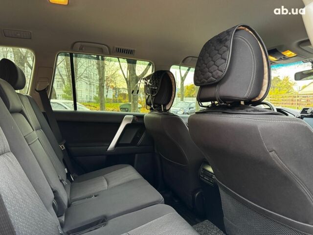 Черный Тойота Ленд Крузер Прадо, объемом двигателя 2.7 л и пробегом 60 тыс. км за 34690 $, фото 25 на Automoto.ua