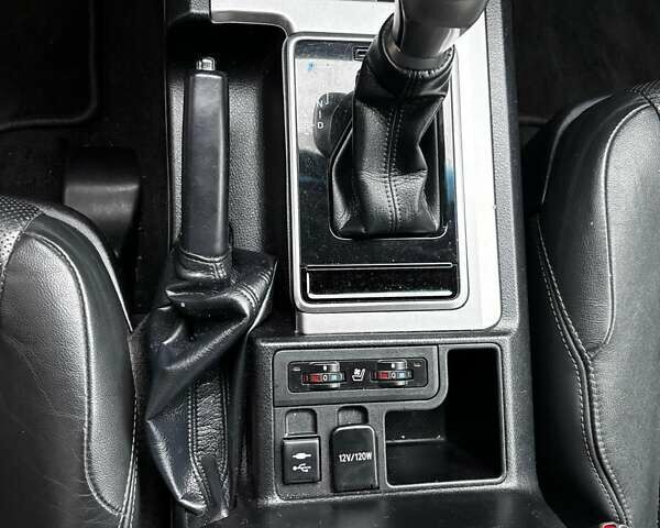 Черный Тойота Ленд Крузер Прадо, объемом двигателя 2.76 л и пробегом 183 тыс. км за 37500 $, фото 9 на Automoto.ua