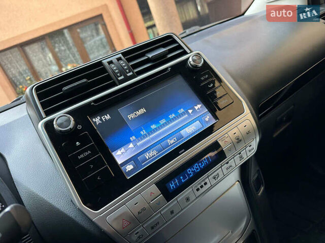 Тойота Ленд Крузер Прадо 2018 в Тячеве на Automoto.ua Черный Тойота Ленд Крузер Прадо, объемом двигателя 2.69 л и пробегом 102 тыс. км за 28999 $, фото 5 на Automoto.ua