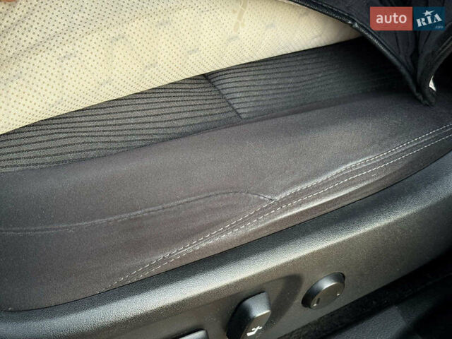 Черный Тойота Ленд Крузер Прадо, объемом двигателя 2.7 л и пробегом 60 тыс. км за 34690 $, фото 17 на Automoto.ua