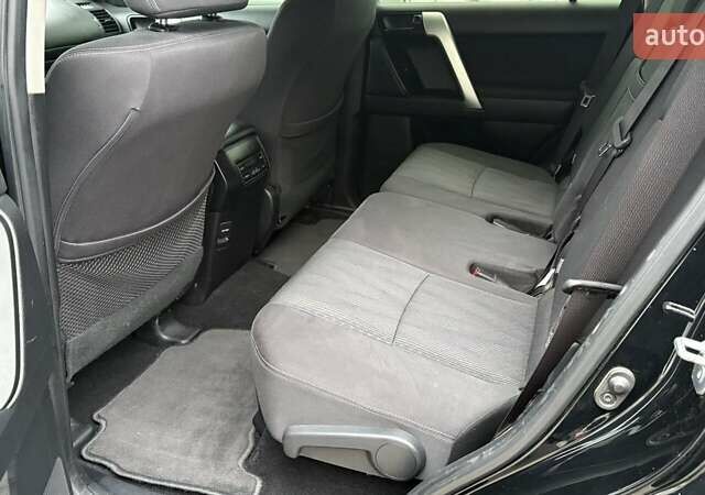 Чорний Тойота Ленд Крузер Прадо, об'ємом двигуна 2.76 л та пробігом 175 тис. км за 37470 $, фото 10 на Automoto.ua