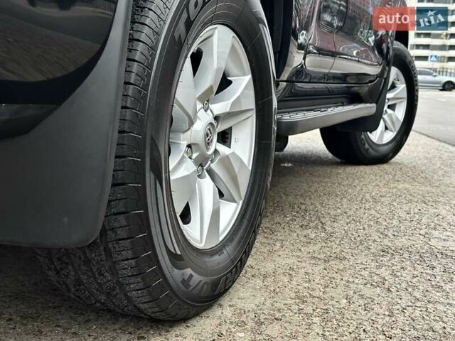 Черный Тойота Ленд Крузер Прадо, объемом двигателя 4 л и пробегом 105 тыс. км за 34750 $, фото 20 на Automoto.ua