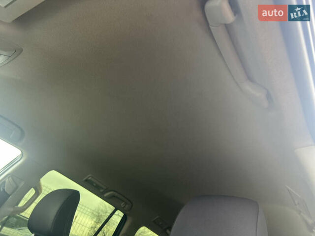 Черный Тойота Ленд Крузер Прадо, объемом двигателя 2.8 л и пробегом 107 тыс. км за 37500 $, фото 28 на Automoto.ua