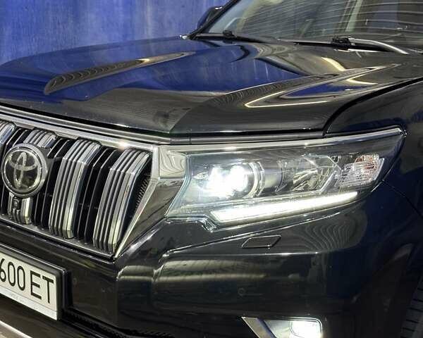 Черный Тойота Ленд Крузер Прадо, объемом двигателя 4 л и пробегом 139 тыс. км за 42000 $, фото 41 на Automoto.ua