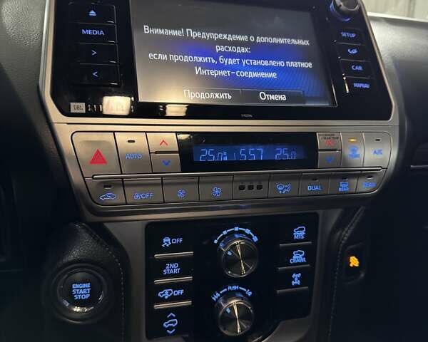 Черный Тойота Ленд Крузер Прадо, объемом двигателя 4 л и пробегом 139 тыс. км за 42000 $, фото 38 на Automoto.ua