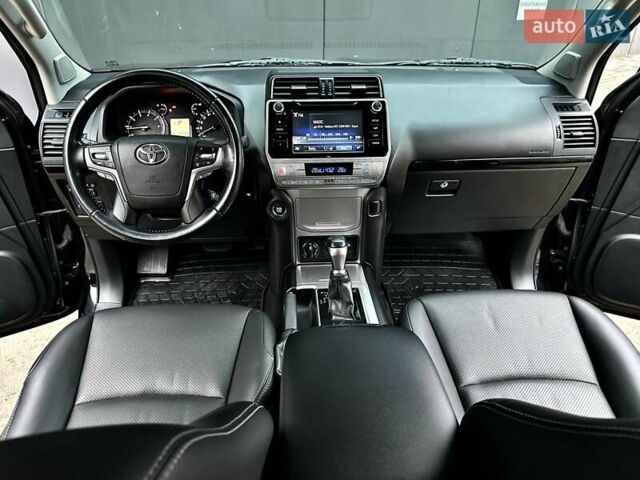 Черный Тойота Ленд Крузер Прадо, объемом двигателя 4 л и пробегом 105 тыс. км за 34750 $, фото 54 на Automoto.ua