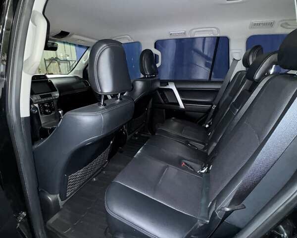 Черный Тойота Ленд Крузер Прадо, объемом двигателя 4 л и пробегом 139 тыс. км за 42000 $, фото 22 на Automoto.ua