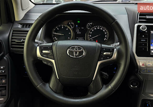 Чорний Тойота Ленд Крузер Прадо, об'ємом двигуна 2.76 л та пробігом 168 тис. км за 38400 $, фото 12 на Automoto.ua