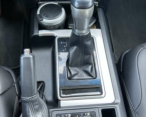 Чорний Тойота Ленд Крузер Прадо, об'ємом двигуна 3.96 л та пробігом 158 тис. км за 37999 $, фото 38 на Automoto.ua