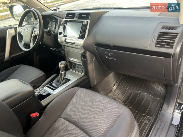 Чорний Тойота Ленд Крузер Прадо, об'ємом двигуна 2.76 л та пробігом 34 тис. км за 41800 $, фото 13 на Automoto.ua