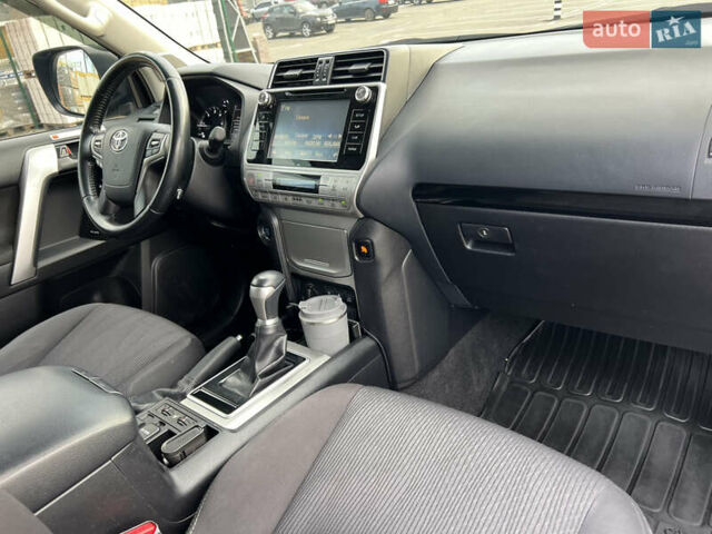 Черный Тойота Ленд Крузер Прадо, объемом двигателя 2.76 л и пробегом 118 тыс. км за 35555 $, фото 12 на Automoto.ua