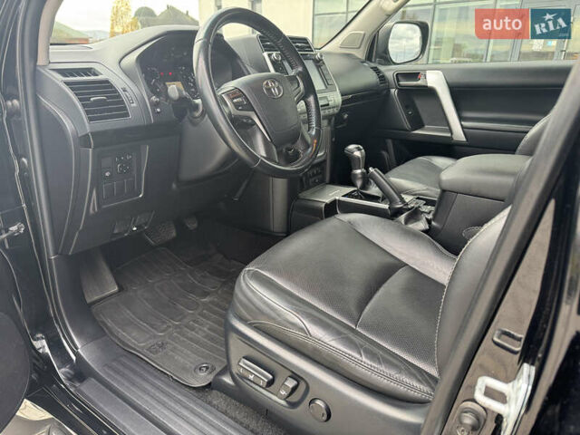 Черный Тойота Ленд Крузер Прадо, объемом двигателя 4 л и пробегом 117 тыс. км за 39500 $, фото 21 на Automoto.ua