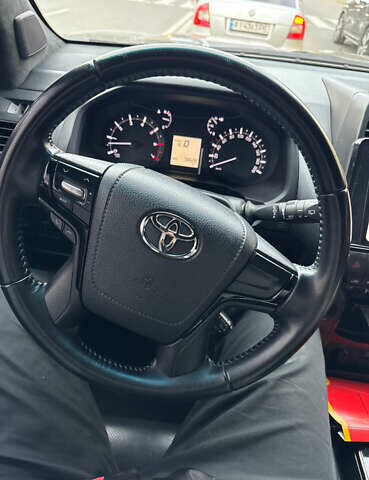 Черный Тойота Ленд Крузер Прадо, объемом двигателя 3.96 л и пробегом 80 тыс. км за 42000 $, фото 4 на Automoto.ua