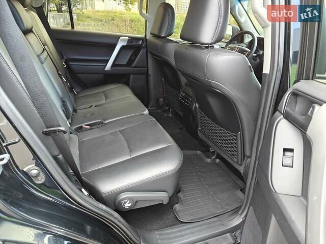 Черный Тойота Ленд Крузер Прадо, объемом двигателя 2.76 л и пробегом 163 тыс. км за 37500 $, фото 28 на Automoto.ua