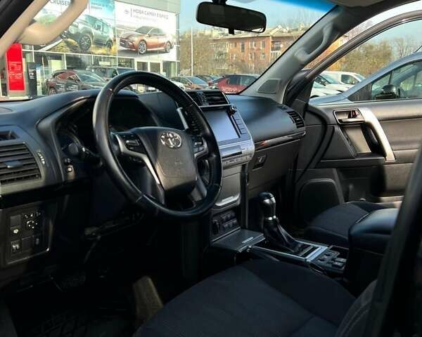 Черный Тойота Ленд Крузер Прадо, объемом двигателя 2.8 л и пробегом 143 тыс. км за 34500 $, фото 8 на Automoto.ua