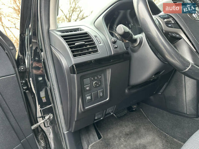 Черный Тойота Ленд Крузер Прадо, объемом двигателя 2.76 л и пробегом 144 тыс. км за 37300 $, фото 25 на Automoto.ua